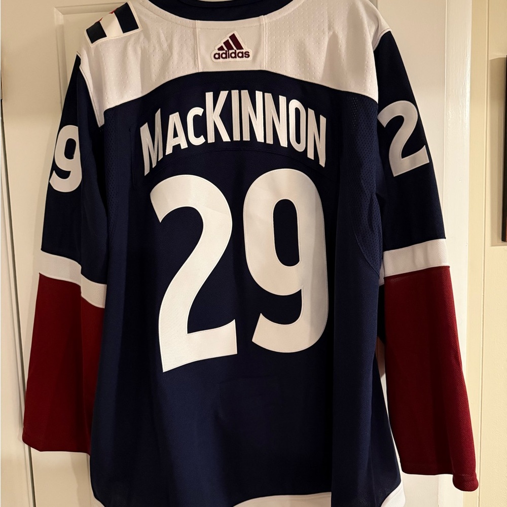 Nathan MacKinnon Colorado Avalanche home alternate jersey - Adidas Primegreen - Picture 2 of 6